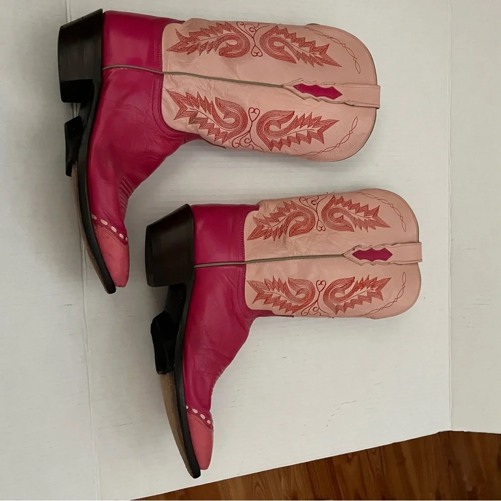 Lucchese Pink Embroidered Western CowgirlBoots - Picture 7 of 15